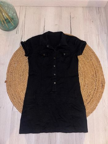 Robe noir