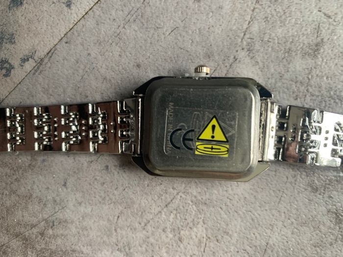 Montre femme - photo numéro 3