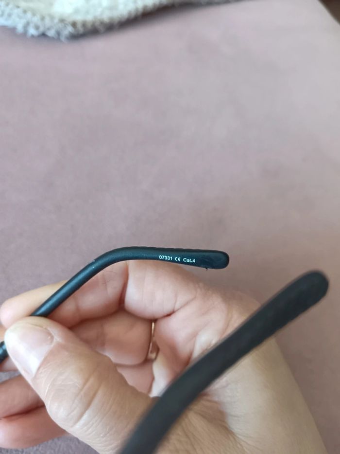 Lunettes de soleil bébé - photo numéro 4