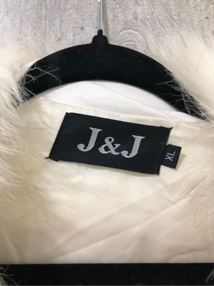 Beau manteau - photo numéro 5