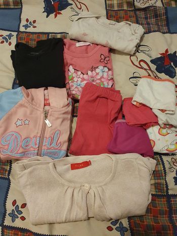 🌸Lots 6 vêtements + 4 culotte 2 ans