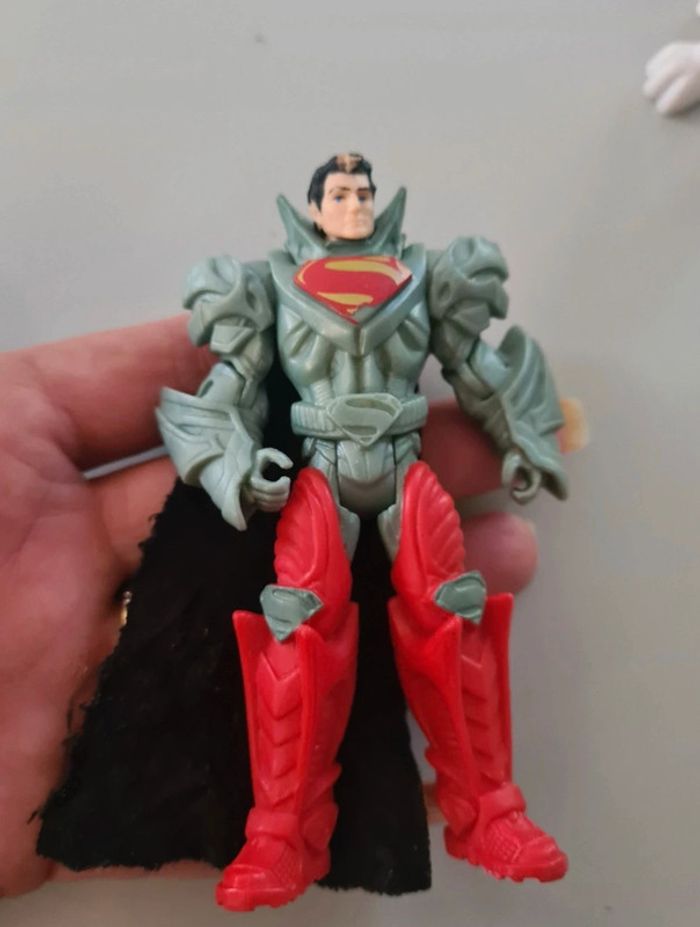 Lot de 2 Figurines Superman et son chien - photo numéro 2