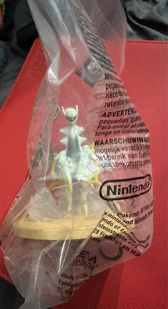 Figurine Pokémon Arceus - Jeu legends Arceus - photo numéro 2