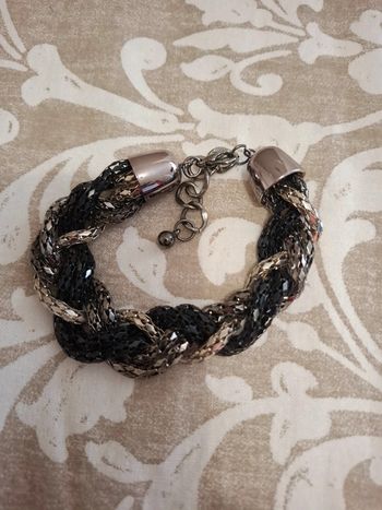 Bracelet noir et argenté