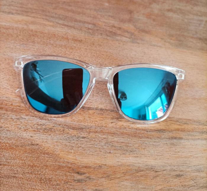Lunettes de Soleil verres bleus - photo numéro 3