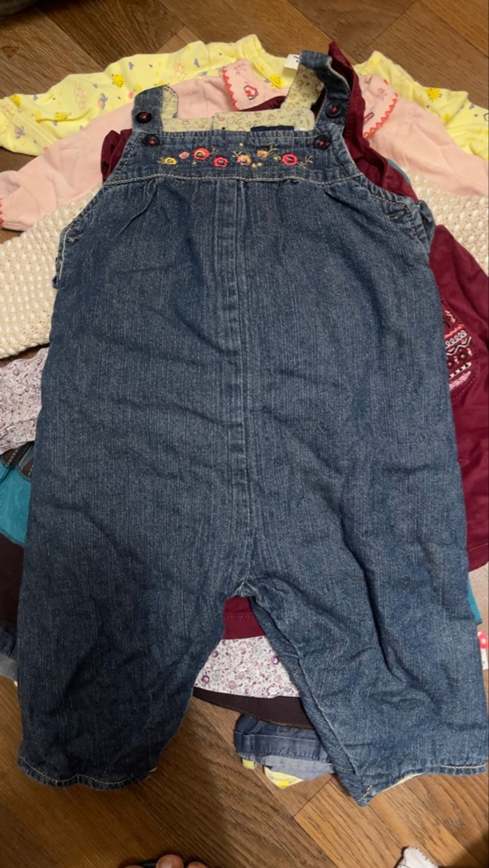 Lot vêtement 6 mois - photo numéro 2