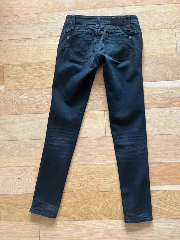 Jean vintage Levi’s demi curve skinny revel taille basse W25 L32 34/36 noir gris demi curve low rise