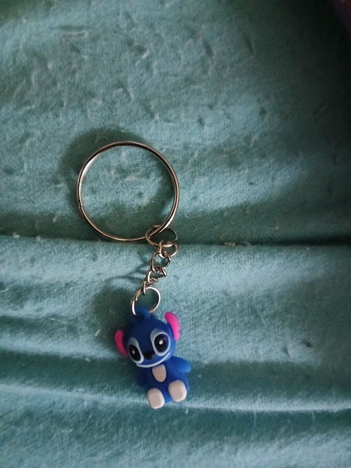 Porte clé stitch neuf