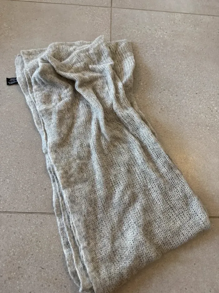 Echarpe grise Avant premiere 50% cachemire, 55*230cm