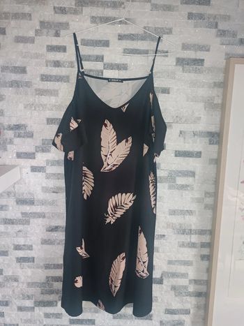 Robe courte/ Haut long sheilay taille XL