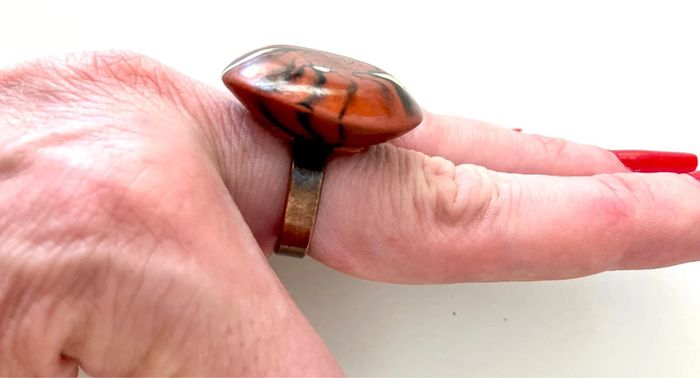 Bague ronde style baroque fait main marron et blanc cassé + noir - taille 54 - photo numéro 6