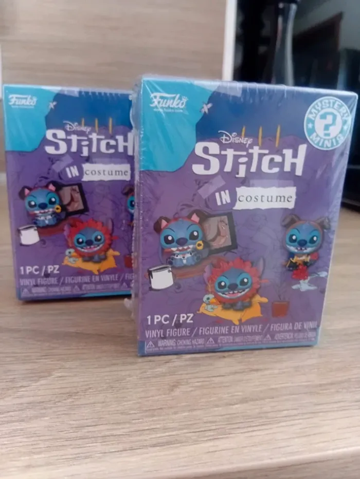 Lot de 2 figurines Funko Mystery Mini Disney Stitch