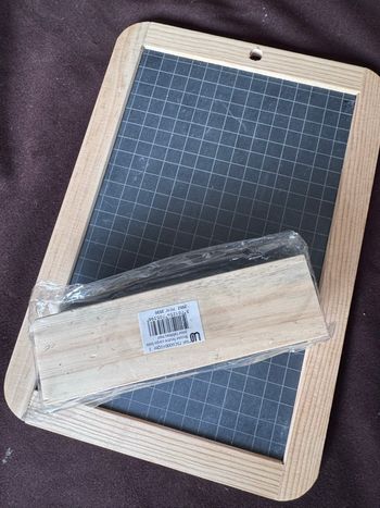 Ardoise avec brosse éponge 