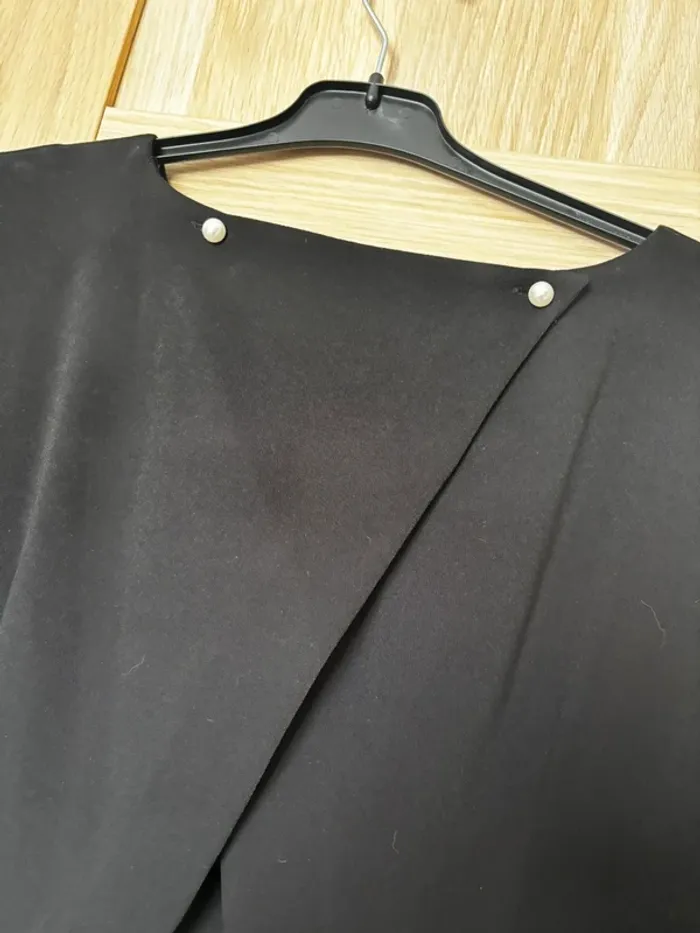 Robe noire perles KIABI t.44 - photo numéro 6