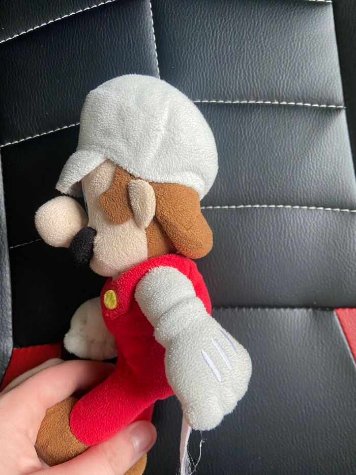 Peluche Mario - photo numéro 2