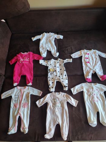 Lot de 7 pyjamas velours taille 3 mois