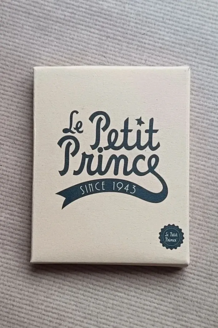 boite crayons de couleur Le Petit Prince NEUF - photo numéro 3