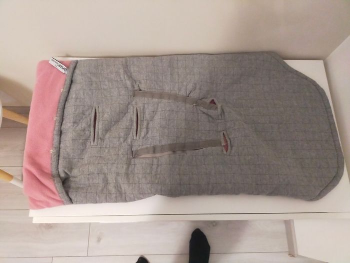 Couverture siege auto - photo numéro 2