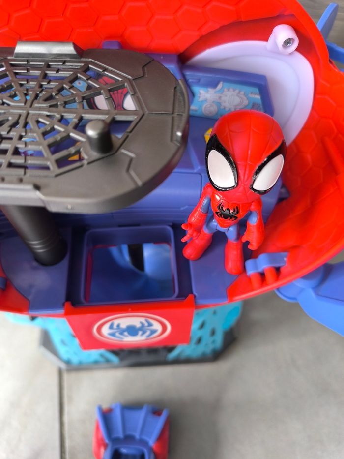 Tour de contrôle spidey - photo numéro 6
