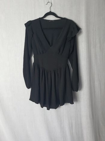Robe noire bershka
