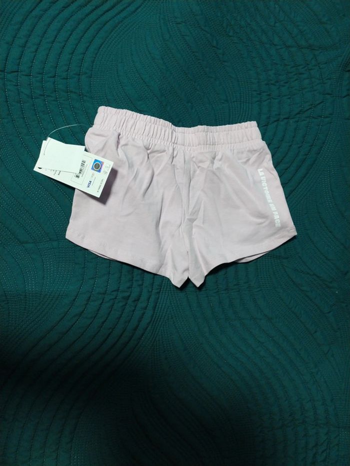 Short rose neuf 4-5 ans - photo numéro 6