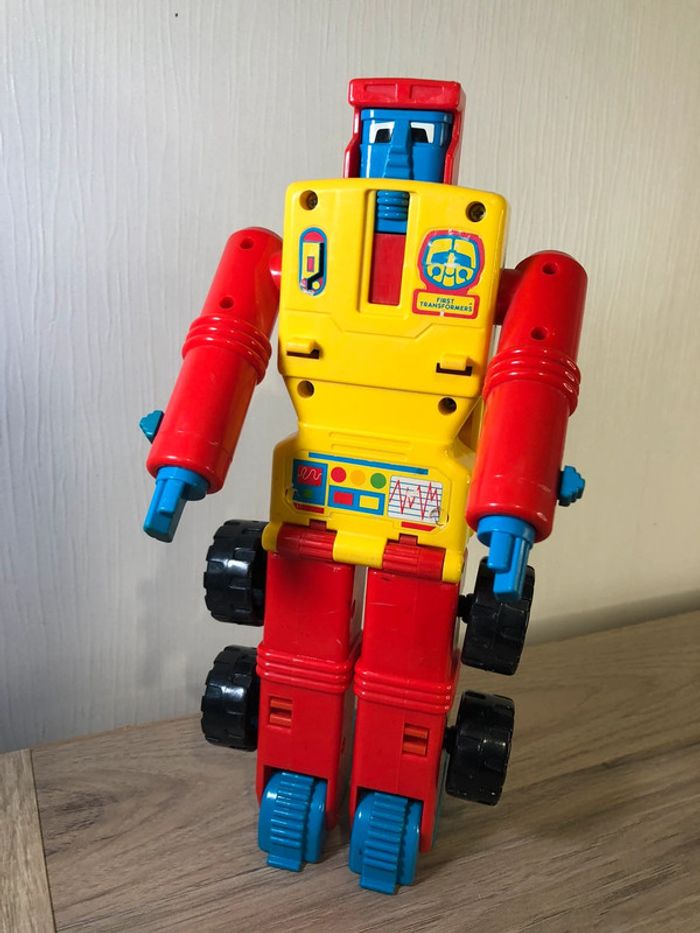 Figurine robot vintage my first transformers playskool voiture transformable