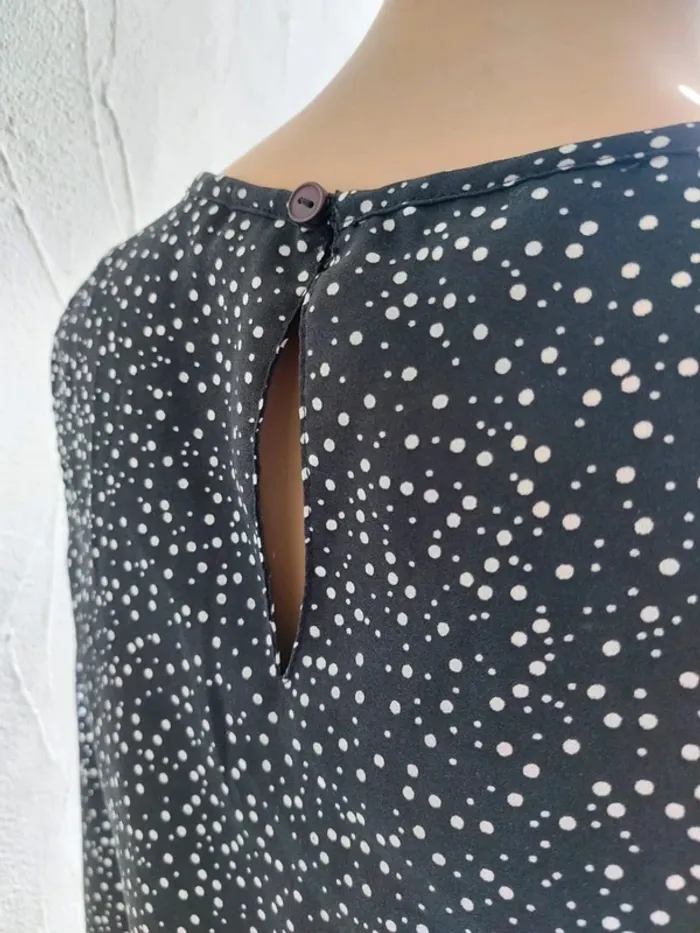 Haut sans manches à pois noir et blanc Taille S - photo numéro 6