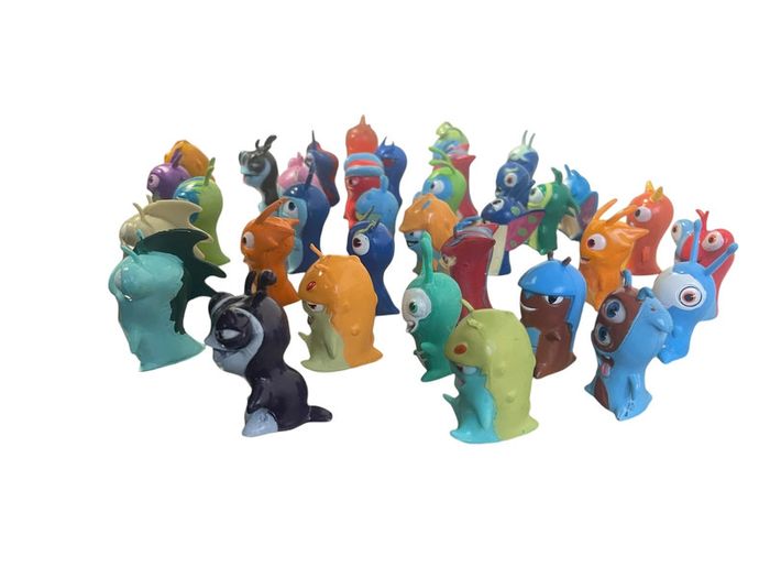 Lot de 35 figurines SlugTerra Jakks Pacific - photo numéro 3