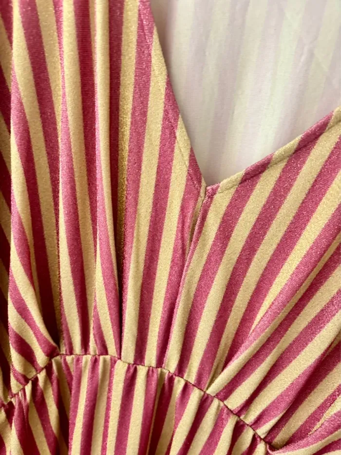 Robe pailletée rose dorée neuve taille 3XL 54/56 Kiabi - photo numéro 2