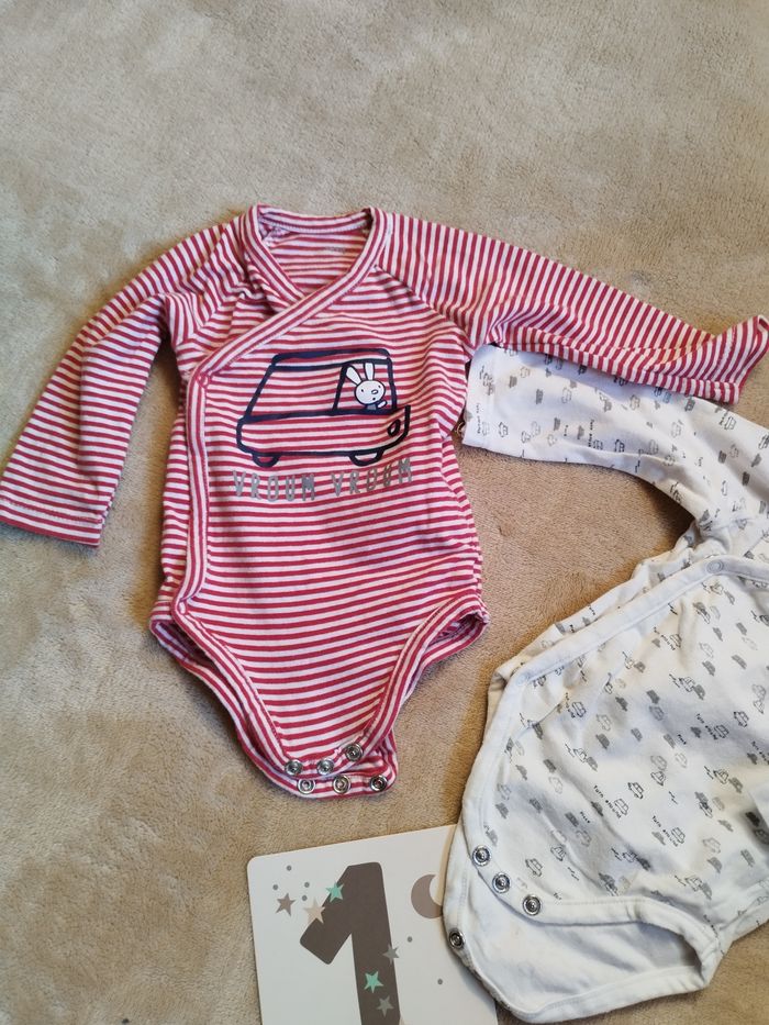 Lot de 2 bodies - photo numéro 3