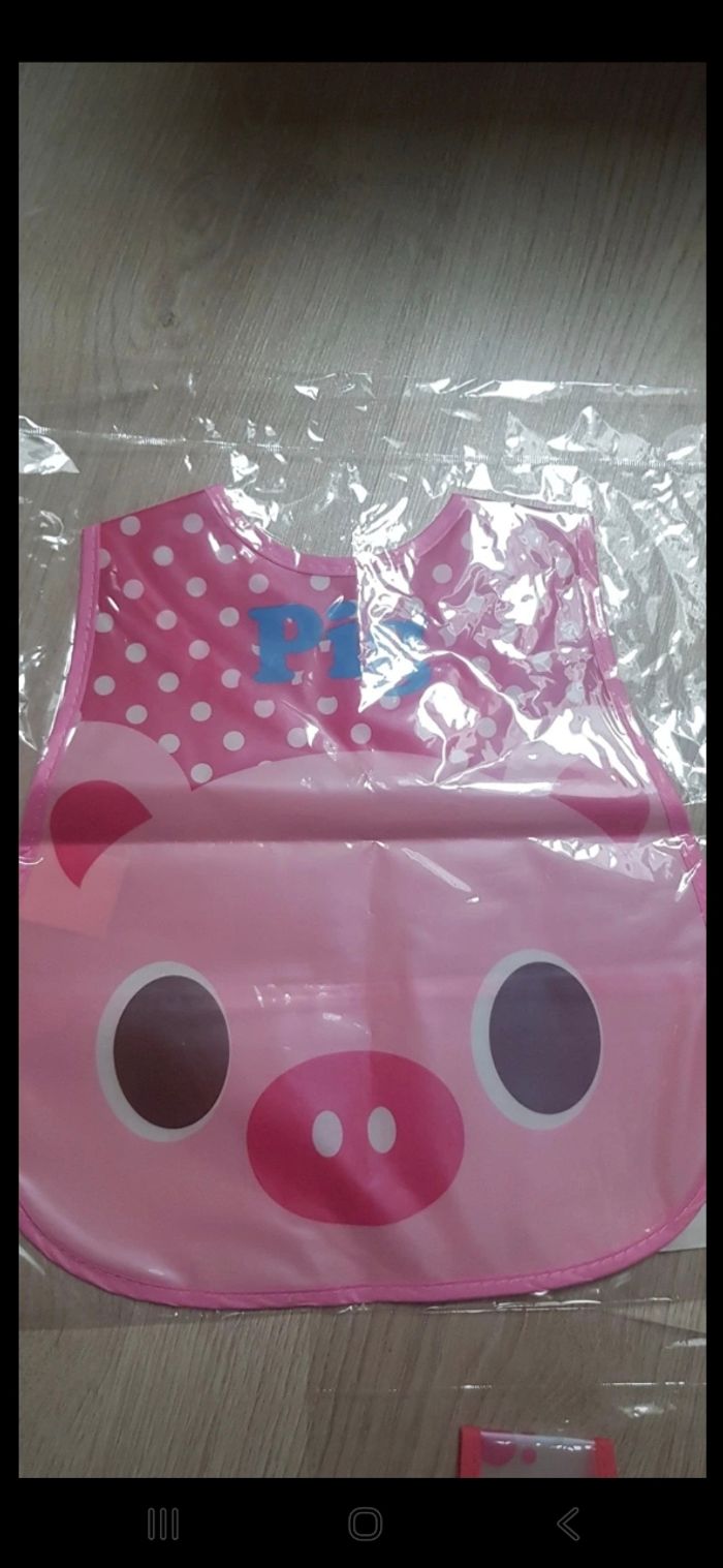 Bavoirs plastifiés - photo numéro 2