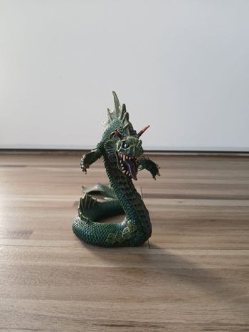 Le grand dragon des mers plastoy