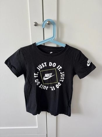 T-shirt Nike 4/5 ans