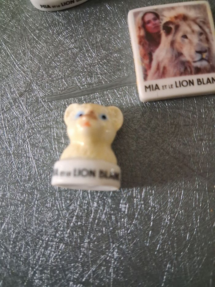 Fèves sur le thème Mia et le lion blanc - photo numéro 3