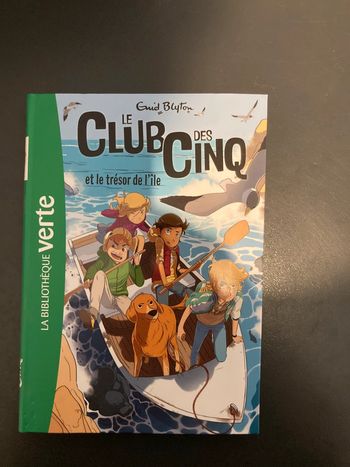 Le club des Cinq et le trésor de l’île