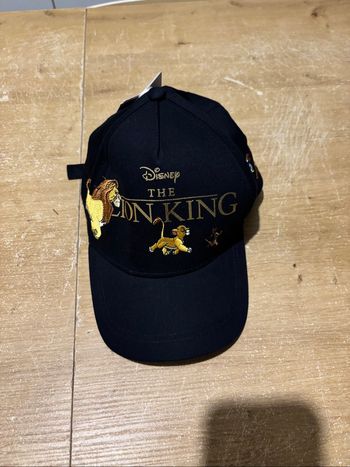 Magnifique Casquette Roi Lion