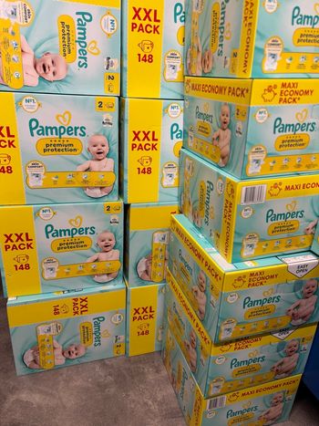 Couches Pampers XXL taille 2