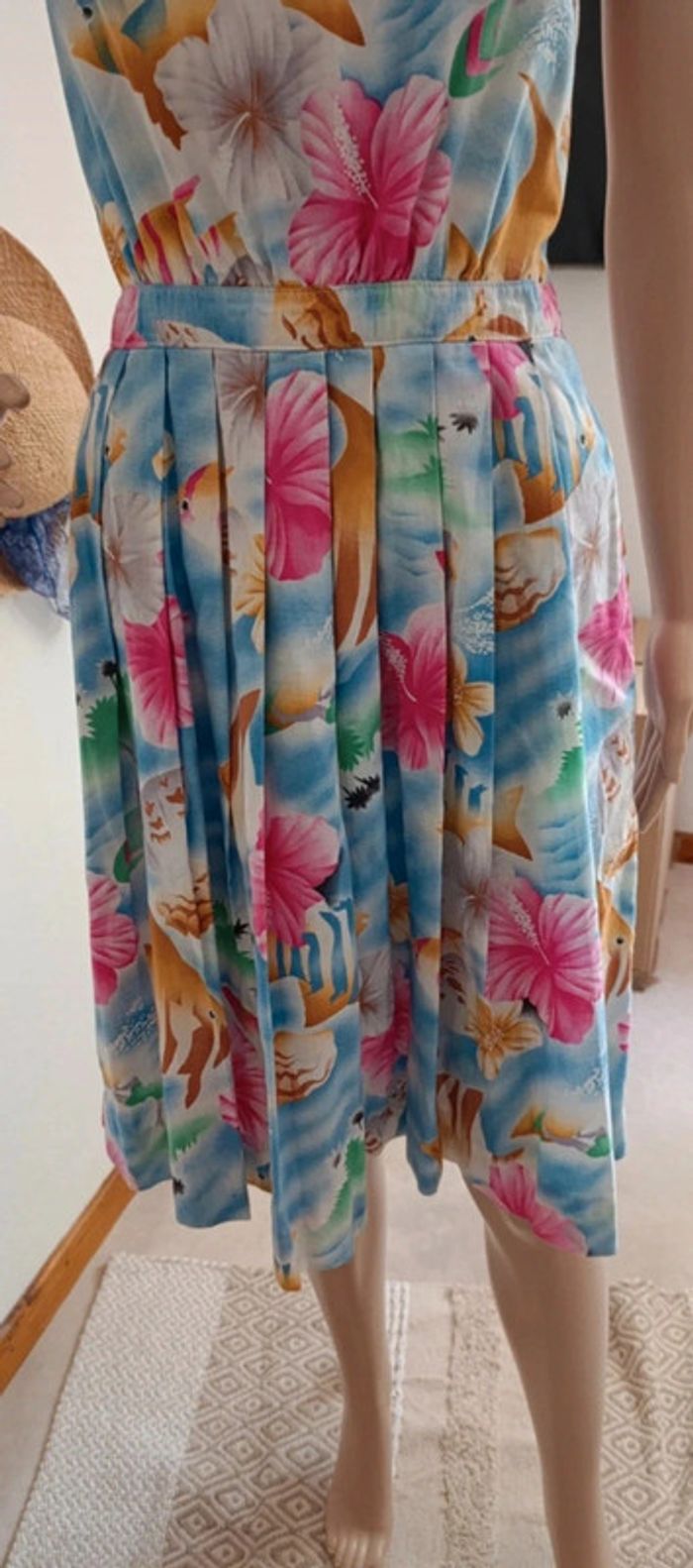 Robe originale couleur vives taille S - vintage dressing - photo numéro 2