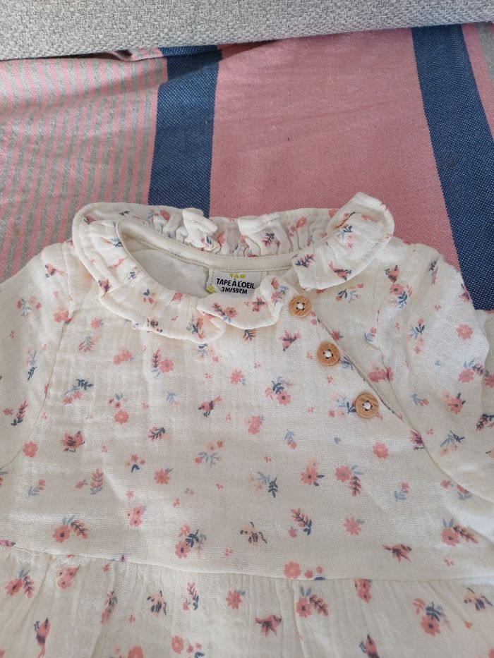 Haut à fleurs - photo numéro 2