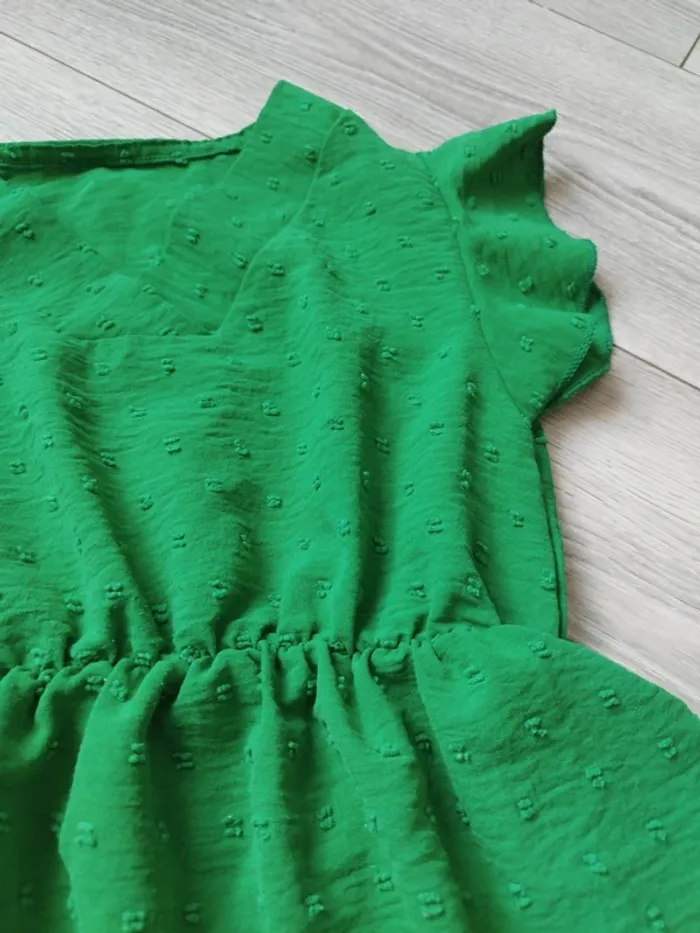 Robe verte - photo numéro 2