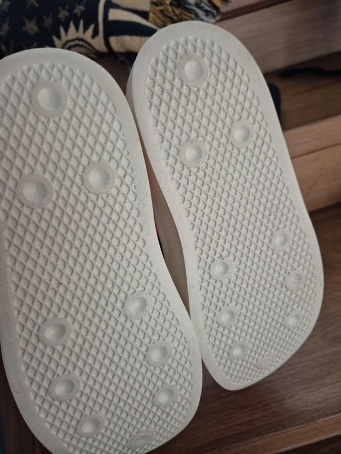 Chaussons adidas - photo numéro 4