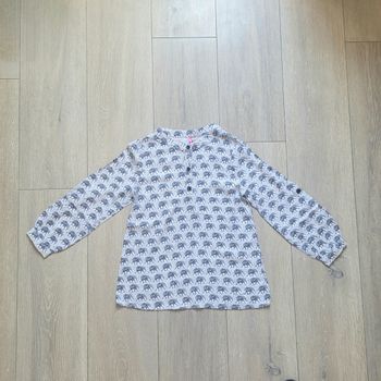 Tunique  fluide blanche et bleu marine. Fille 8 ans.  Marque Orchestra