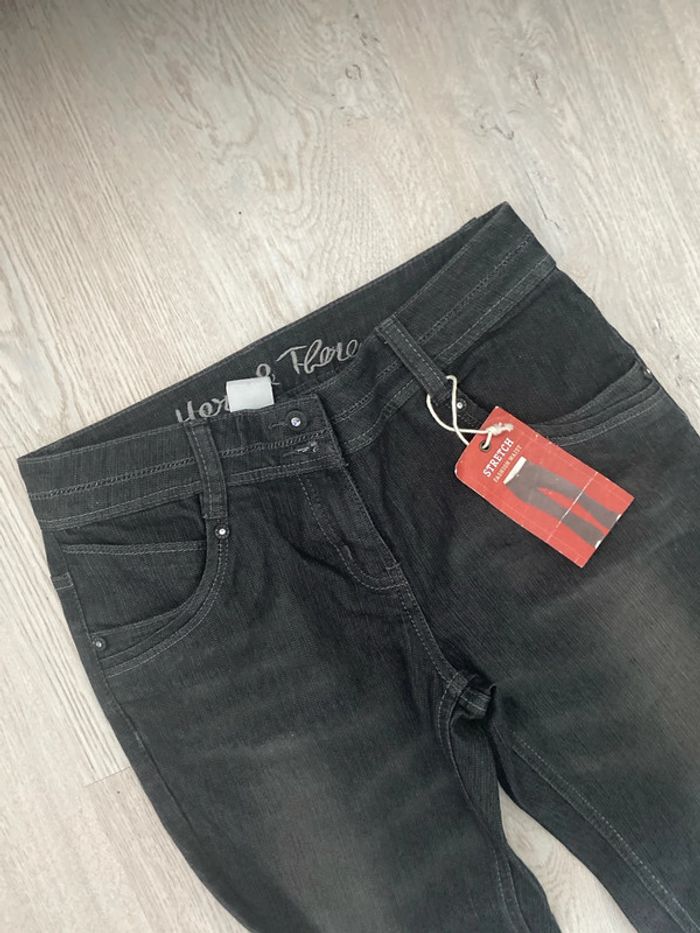 Jean pantalon Here & There taille 152 cm 12 14 ans Neuf - photo numéro 2