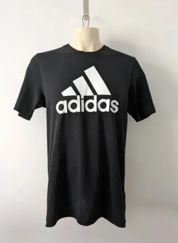 T-shirt Adidas - taille M