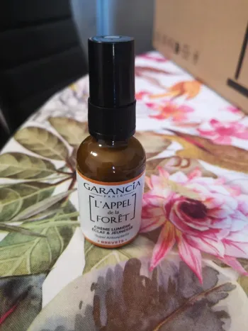 Crème lumière éclat et jeunesse L'appel de la forêt Garancia