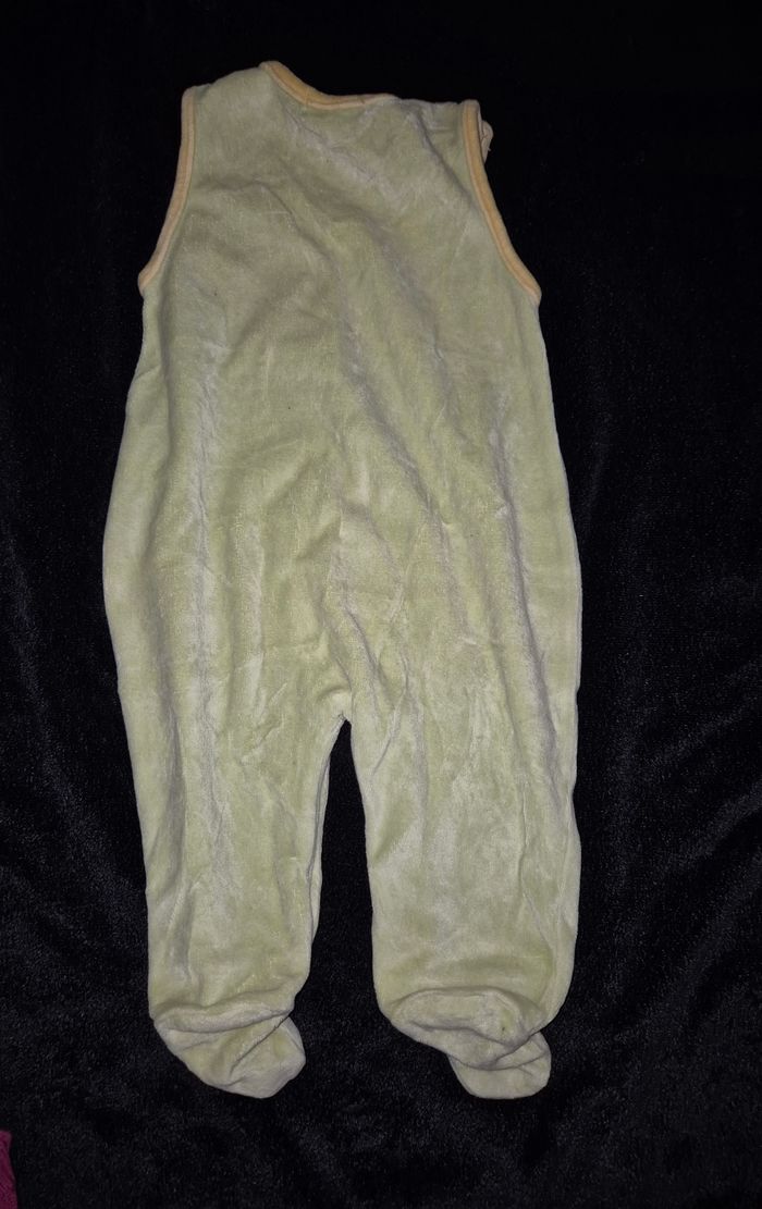 Pyjama vert - photo numéro 5