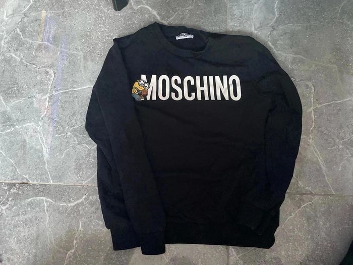 Pull moschino