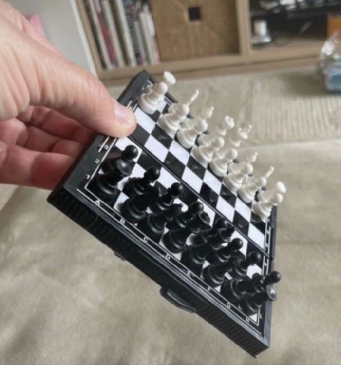Jeu d échecs magnétique de poche neuf