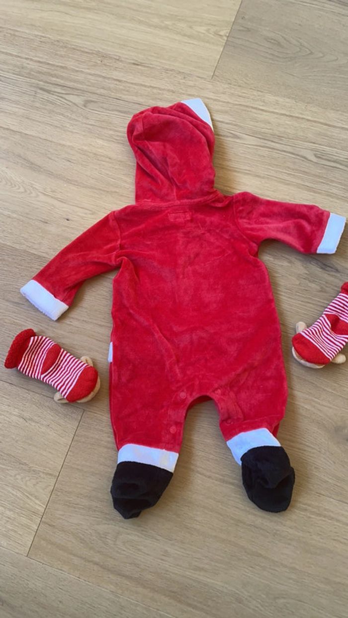 Pyjama de Noel Winnie disney store New born et chaussettes cerf - photo numéro 2
