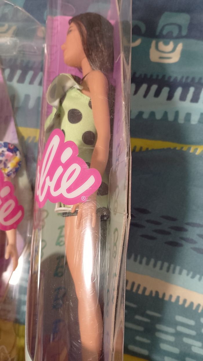 Poupée Barbie neuf - photo numéro 5